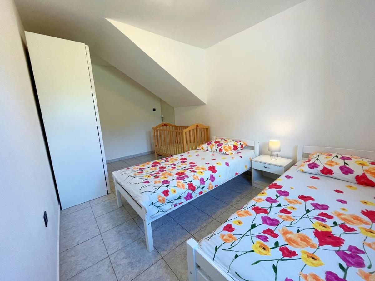 Adria Holiday Home Пинезичи Экстерьер фото