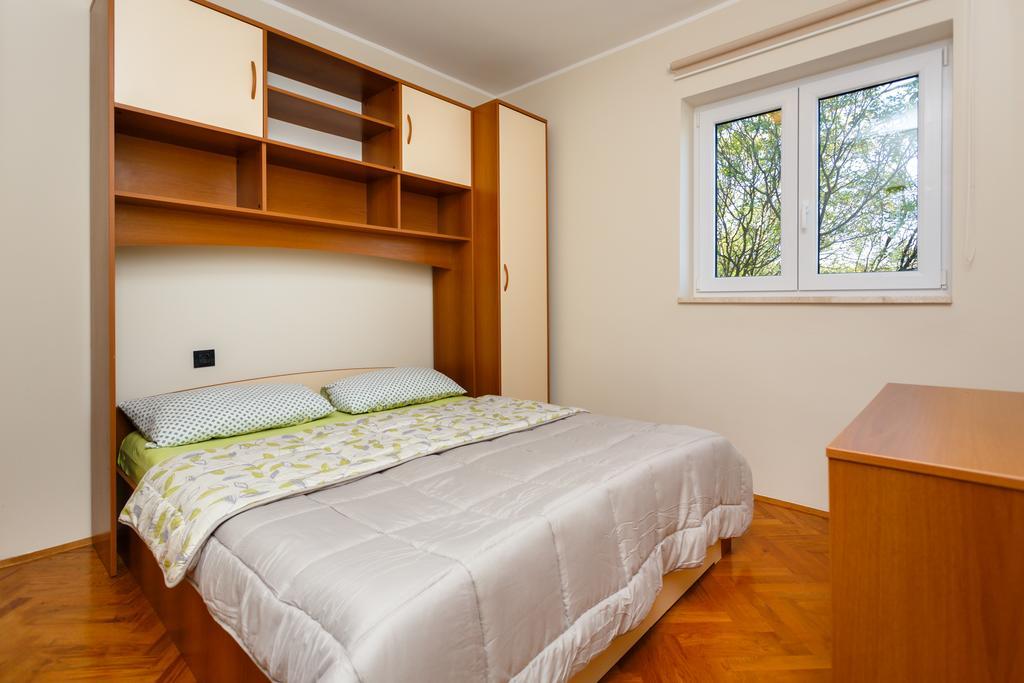 Adria Holiday Home Пинезичи Экстерьер фото